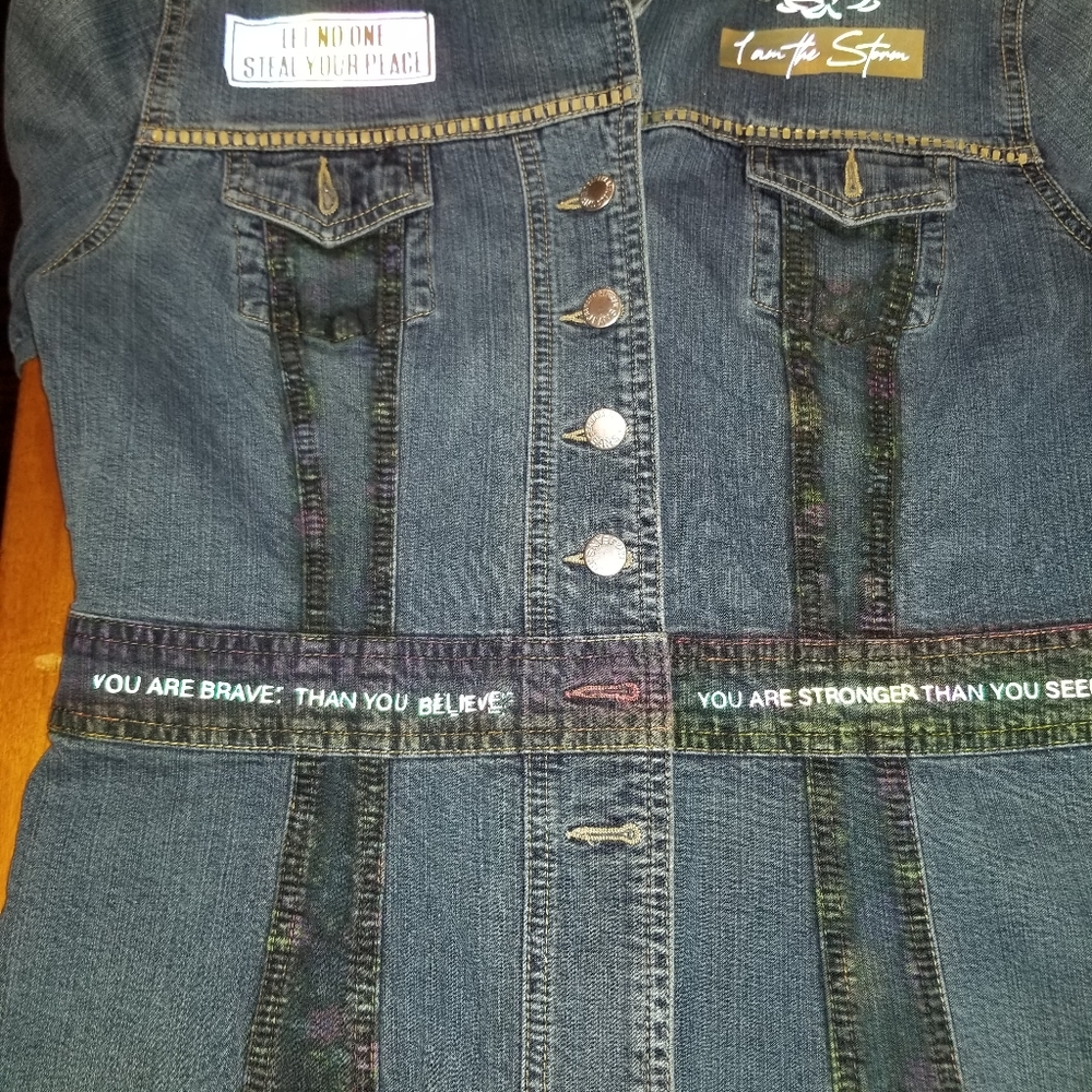 Custom denim jacket - Picture 4 of 5